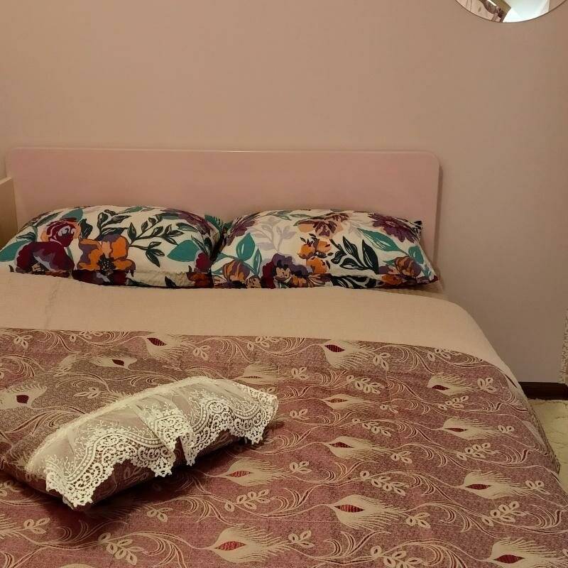 Фотографии номера Одноместный стандарт с 1 двуспальной ткроватью в Гостинице Энергия Батайск