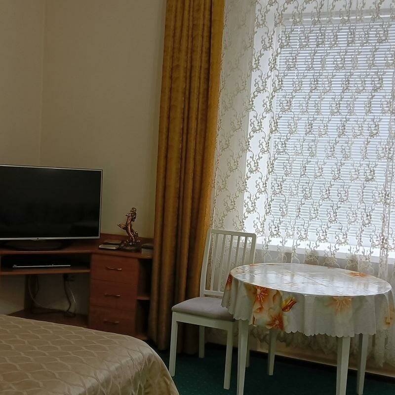 Фотографии номера Студия с двуспальной кроватью и диваном-кроватью в Гостинице Энергия Батайск